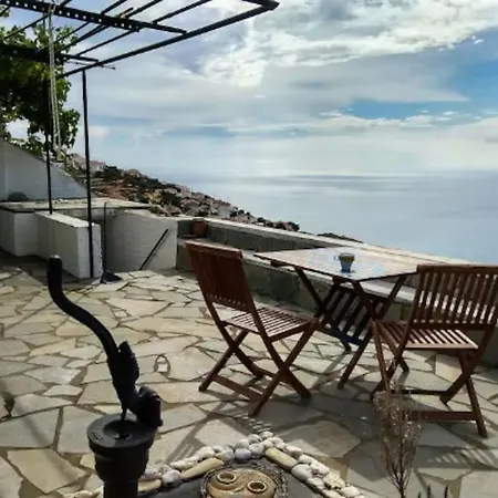 Veloni Andros Holiday home *
