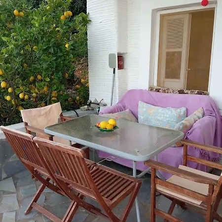 Veloni Andros Holiday home Kochilos
