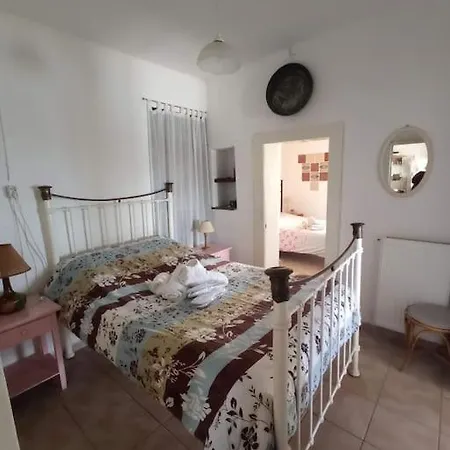 Holiday home Veloni Andros